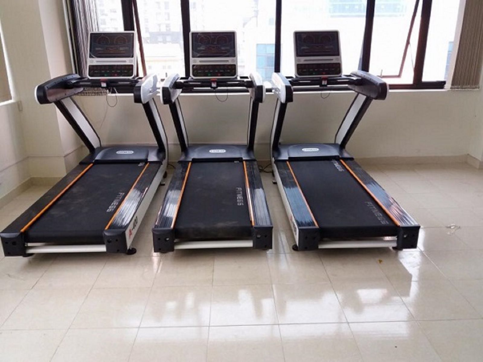 Máy chạy bộ Fitness A400